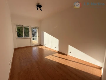 Apartamento T3 para Venda em Almada, Cova da Piedade, Pragal e Cacilhas