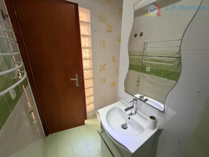 Apartamento T3 para Venda em Almada, Cova da Piedade, Pragal e Cacilhas Foto 27