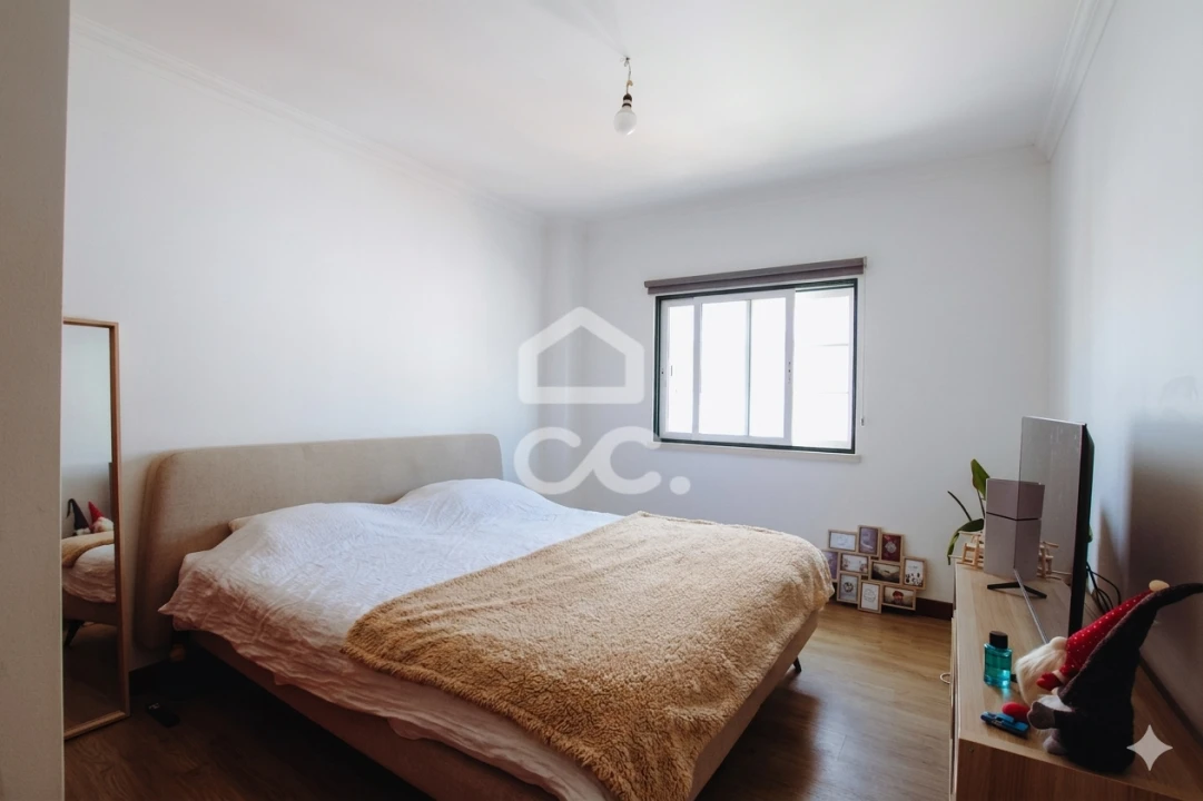 Apartamento T3 para Venda em Foz do Arelho Foto 4
