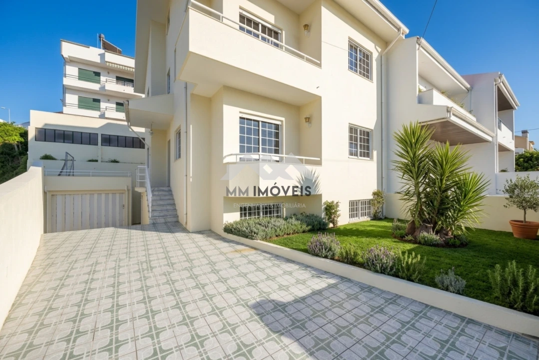 Moradia T4 para Venda em Santa Marinha e São Pedro da Afurada Foto 16