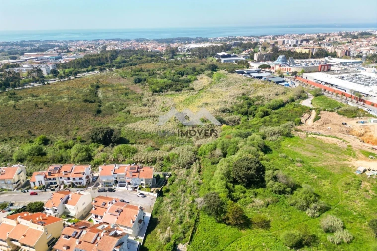 Moradia T4 para Venda em Santa Marinha e São Pedro da Afurada Foto 32