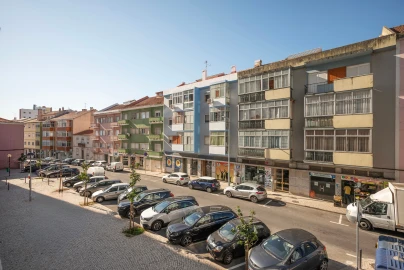Apartamento T2 para Arrendamento em Venteira