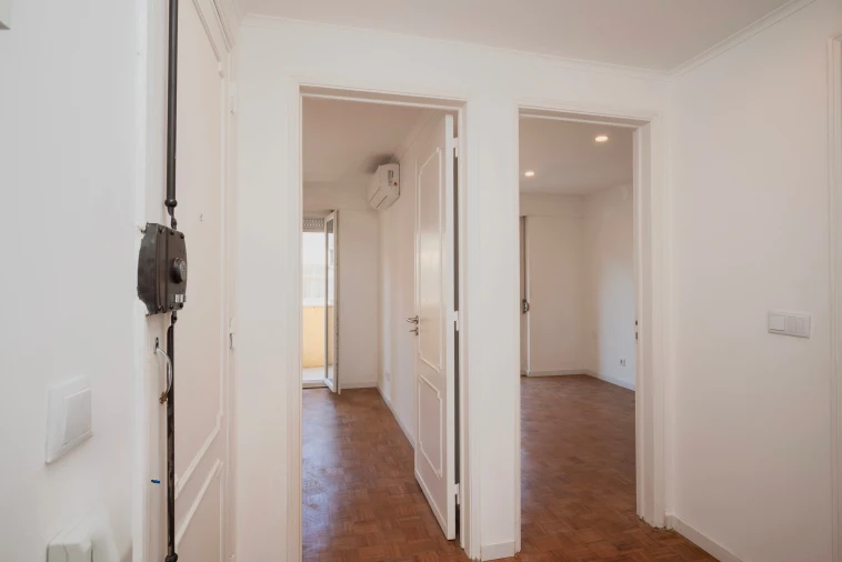 Apartamento T2 para Arrendamento em Venteira Foto 8
