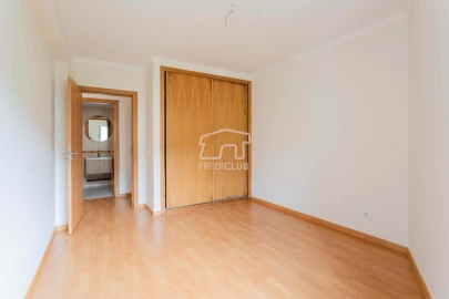 Apartamento T2 para Venda em Caniço