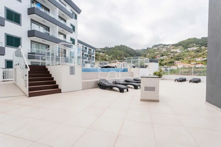 Apartamento T2 para Venda em Caniço Foto 16