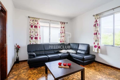 Moradia T3 para Venda em Santana