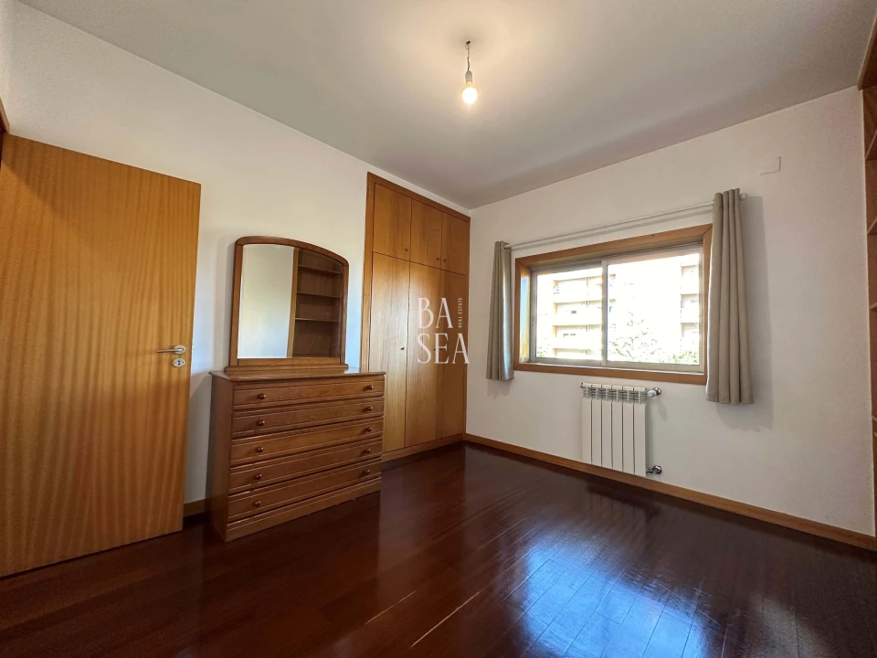 Apartamento T3 para Arrendamento em Nogueiró e Tenões Foto 16