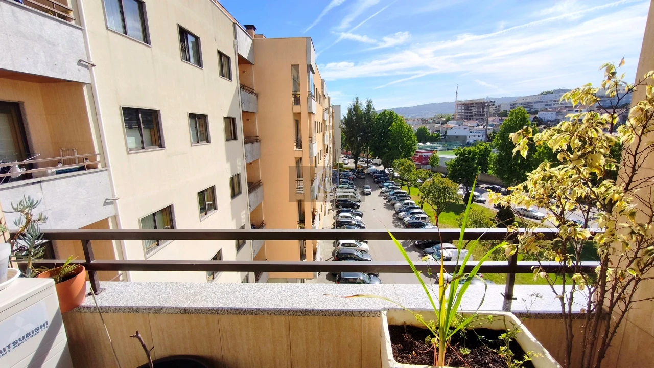 Apartamento para Venda em Braga (Maximinos, Sé e Cividade) Foto 23
