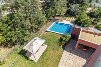 Moradia T5 para Venda em Loule (São Clemente)