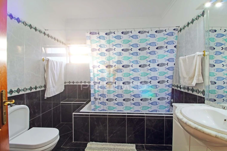 Moradia T3 para Venda em Albufeira e Olhos de Água Foto 15