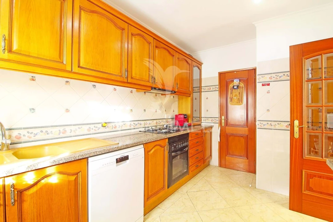 Moradia T3 para Venda em Albufeira e Olhos de Água Foto 14