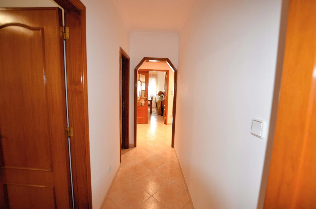 Apartamento T2 para Venda em Albufeira e Olhos de Água Foto 10