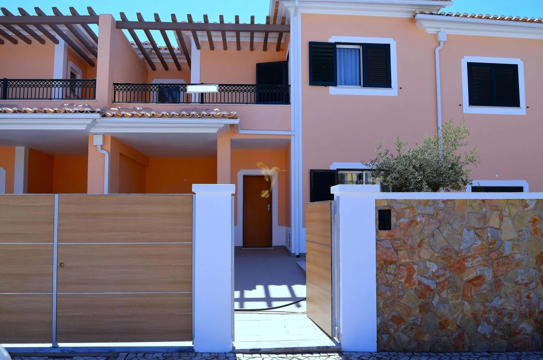 Moradia T4 para Venda em Silves Foto 1