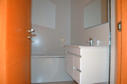 Moradia T4 para Venda em Silves