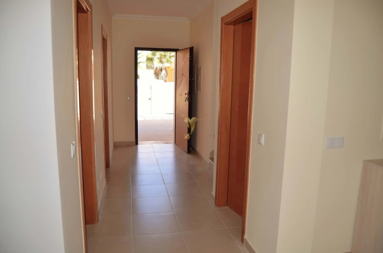 Moradia T4 para Venda em Silves Foto 5