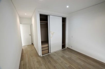 Moradia T4 para Venda em Silves