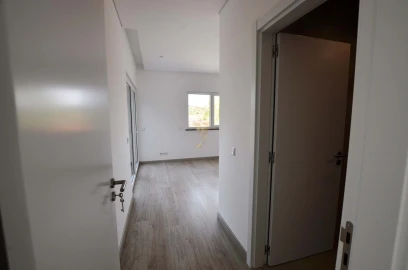 Moradia T4 para Venda em Silves
