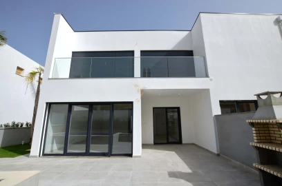Moradia T4 para Venda em Silves