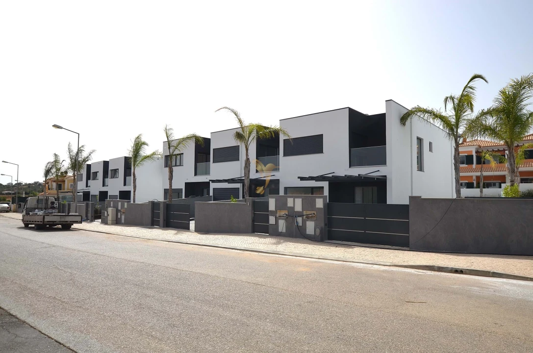 Moradia T4 para Venda em Silves Foto 58