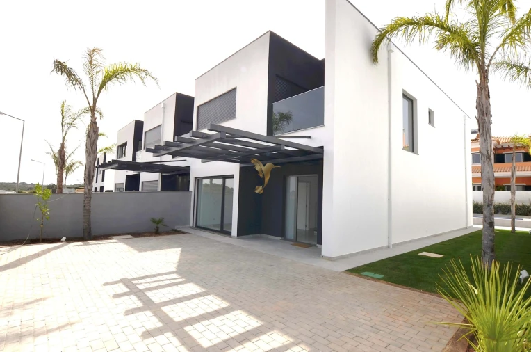 Moradia T4 para Venda em Silves Foto 5