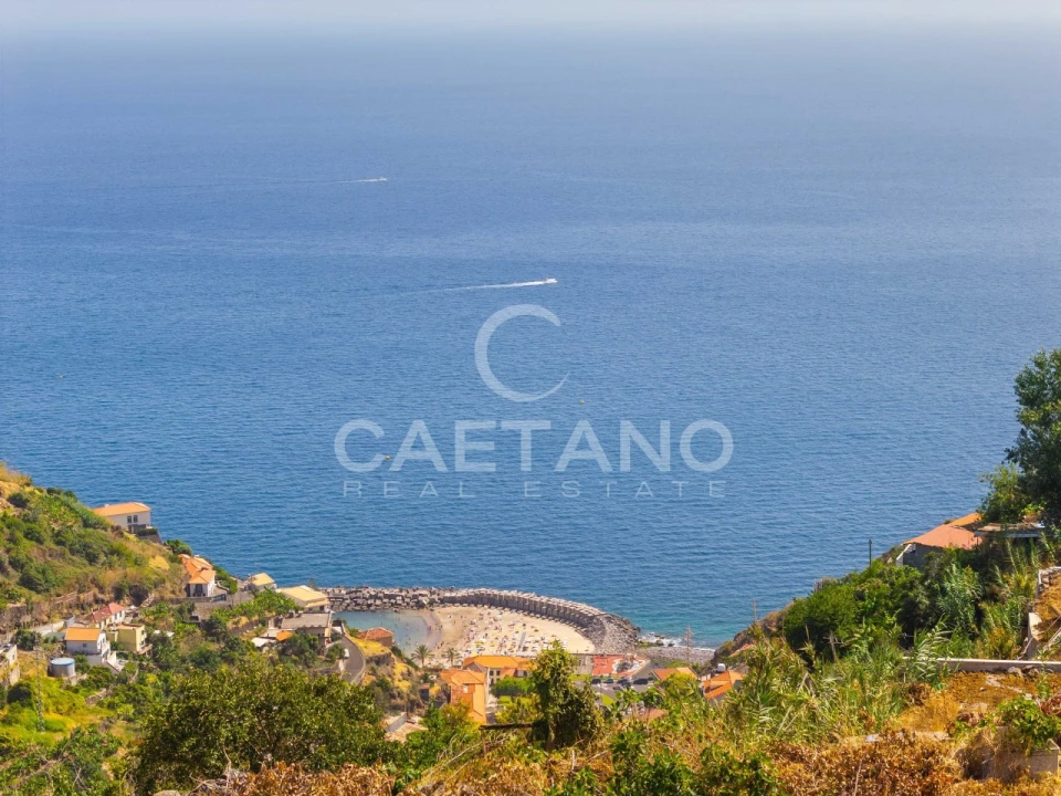 Moradia T3 para Venda em Calheta Foto 3