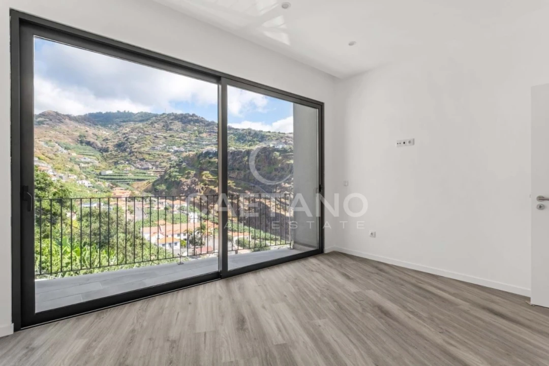 Moradia T3 para Venda em Tabua Foto 10