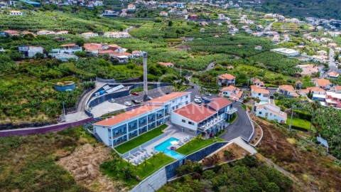 Negócio para Venda em Arco da Calheta