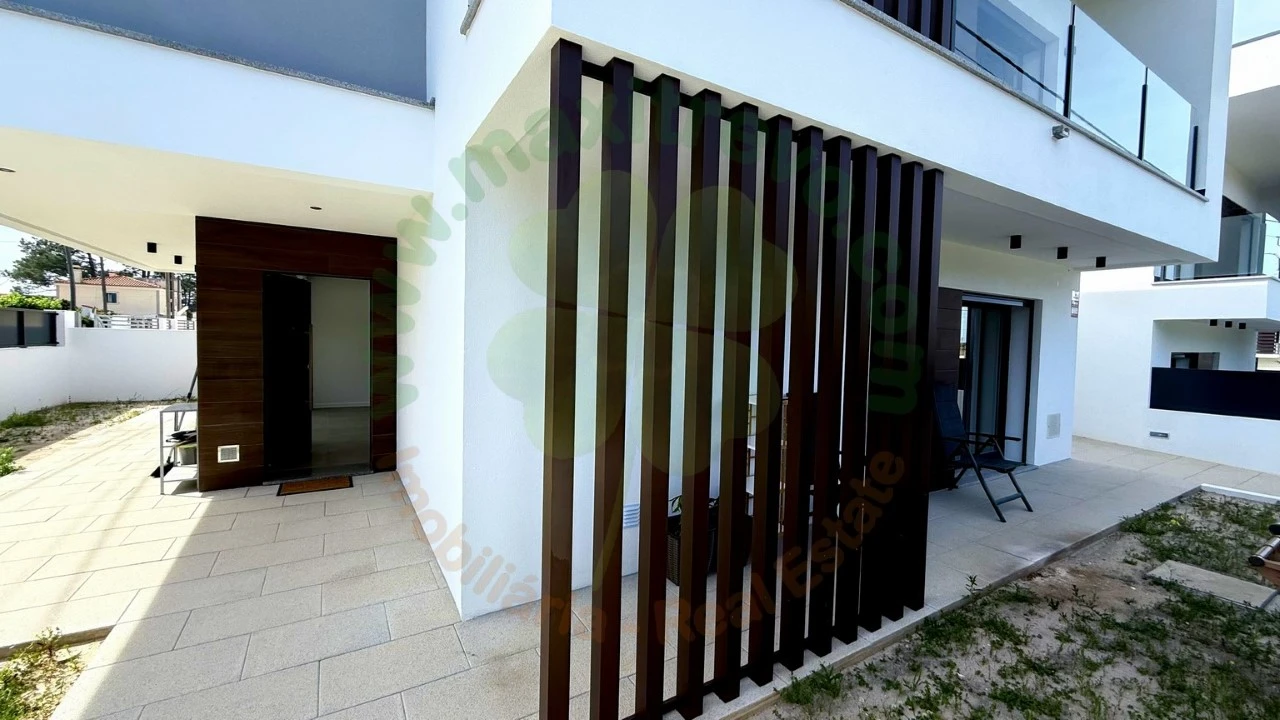 Moradia T4 para Venda em Fernao Ferro Foto 41