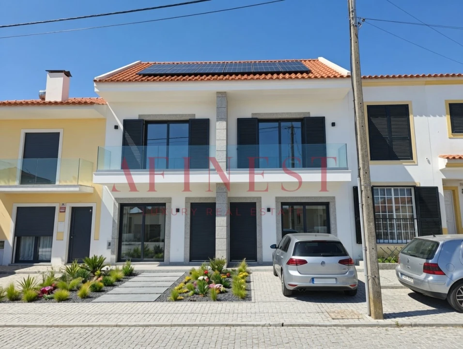 Moradia T3 para Venda em Quinta do Conde Foto 1