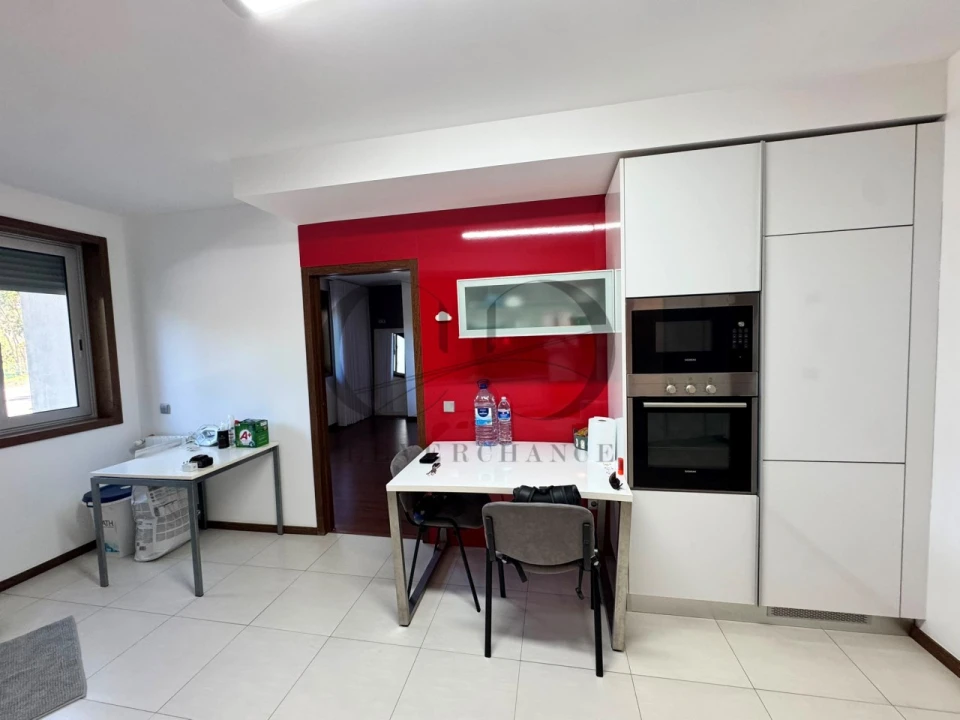 Apartamento T3 para Venda em Vilar de Andorinho Foto 12