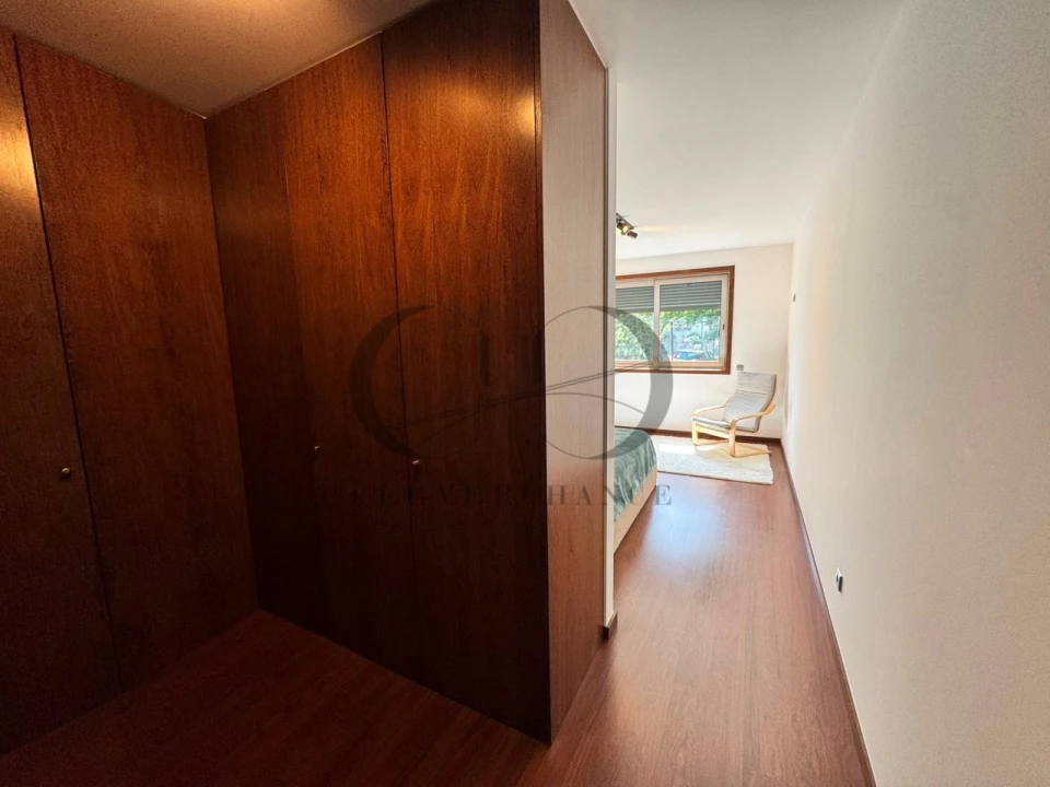 Apartamento T3 para Venda em Vilar de Andorinho Foto 25