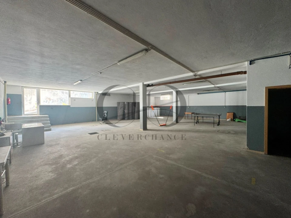 Apartamento T3 para Venda em Vilar de Andorinho Foto 41