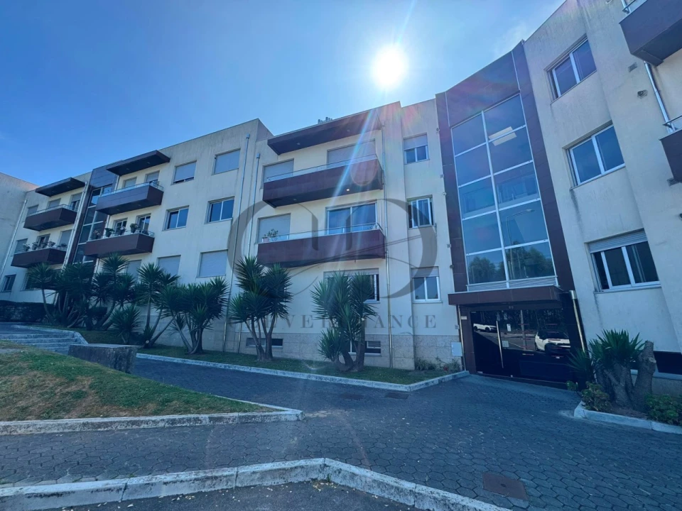 Apartamento T3 para Venda em Vilar de Andorinho Foto 36