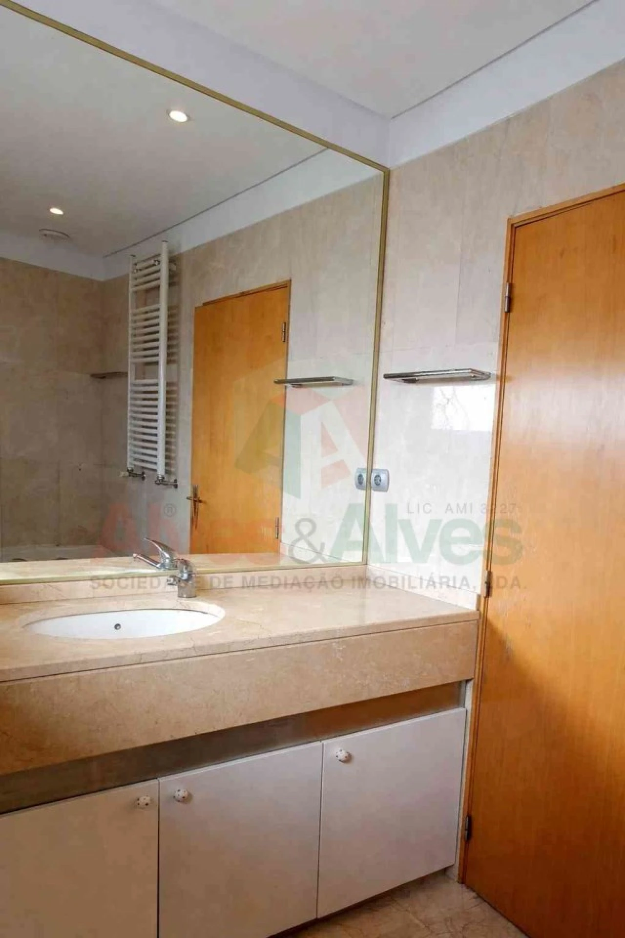 Apartamento T3 para Venda em Cidade da Maia Foto 6