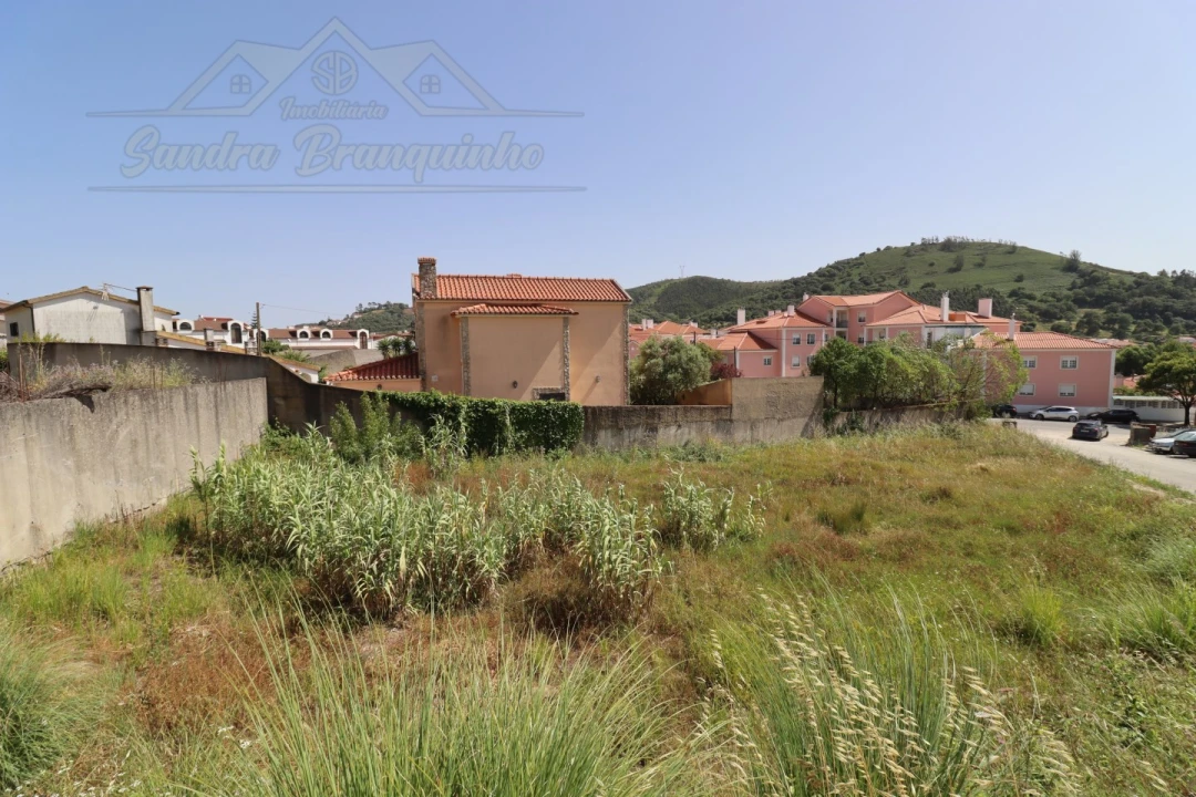 Terreno para Venda em Venda do Pinheiro e Santo Estêvão das Galés Foto 4