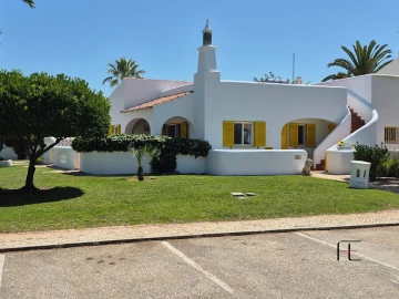 Moradia T3 para Venda em Quarteira