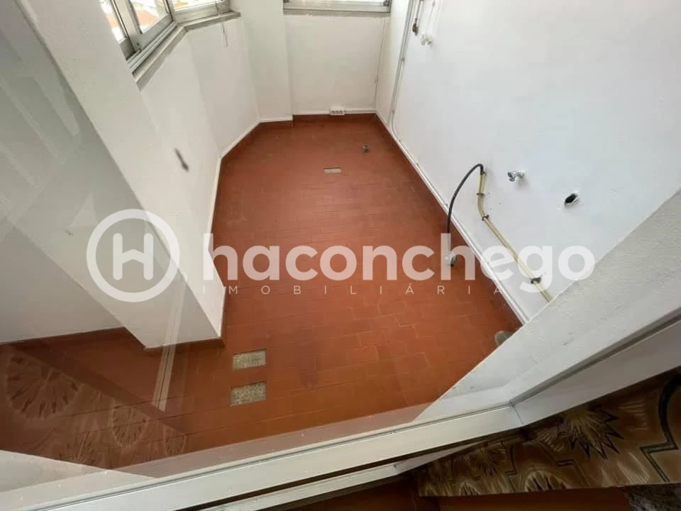 Apartamento T3 para Arrendamento em Barcelos, V.Boa, V.Frescainha Foto 4