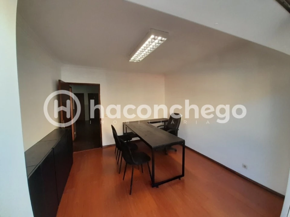 Escritório para Arrendamento em Barcelos, V.Boa, V.Frescainha Foto 3