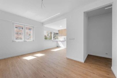 Apartamento T2 para Venda em São Domingos de Benfica