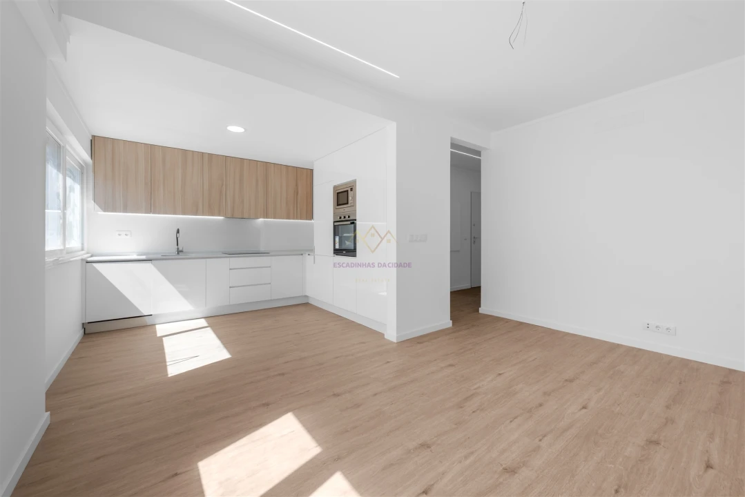 Apartamento T2 para Venda em São Domingos de Benfica Foto 1