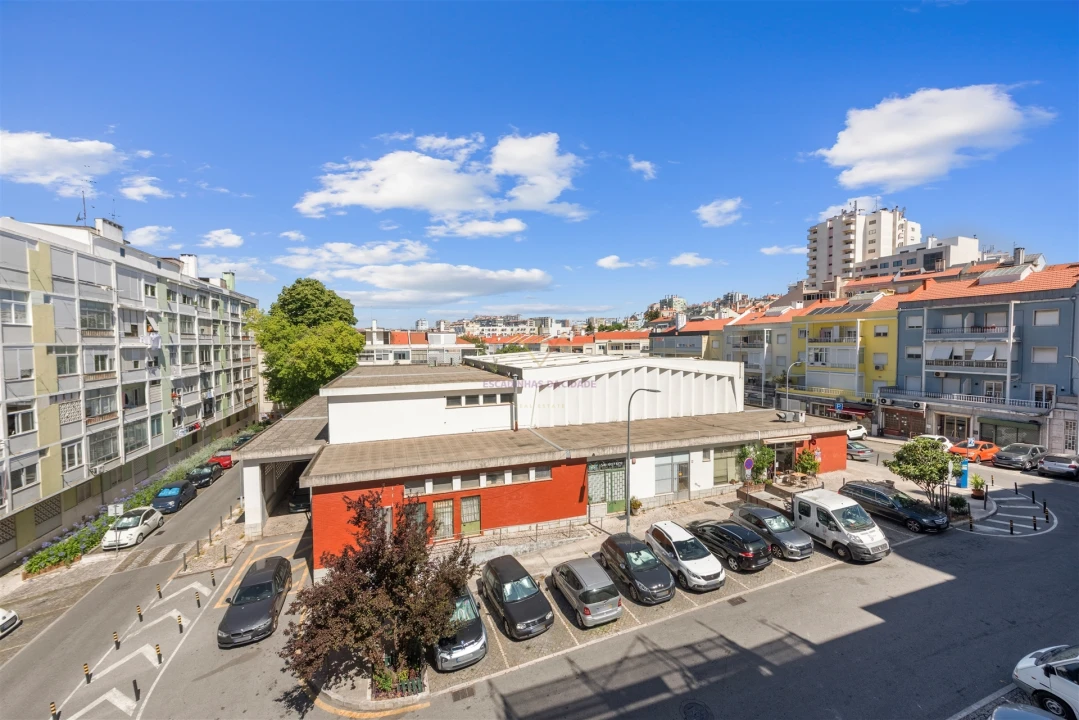 Apartamento T2 para Venda em São Domingos de Benfica Foto 25