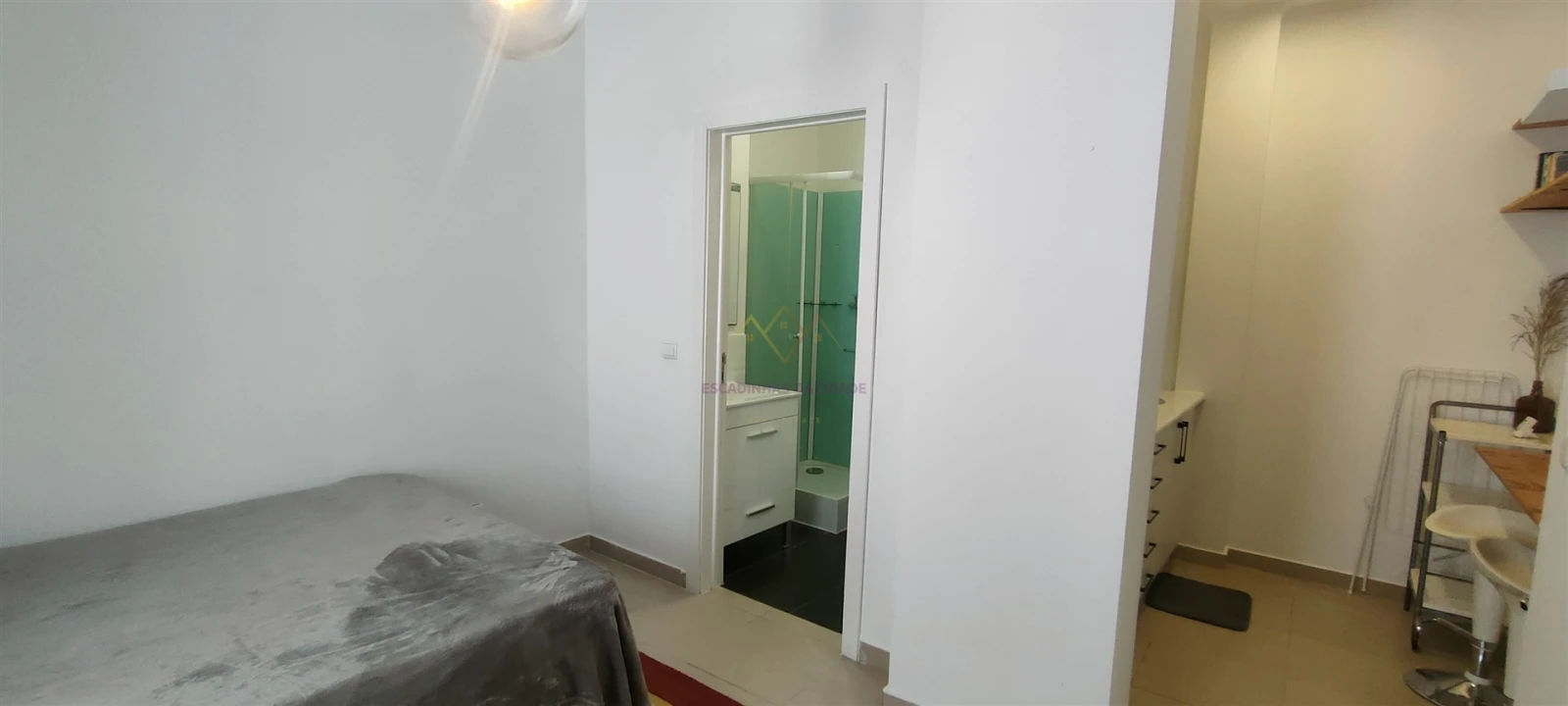 Apartamento T1 para Arrendamento em Misericórdia Foto 10