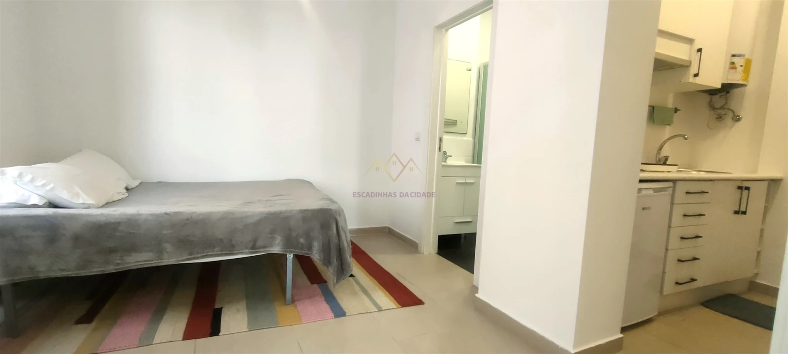 Apartamento T1 para Arrendamento em Misericórdia Foto 4