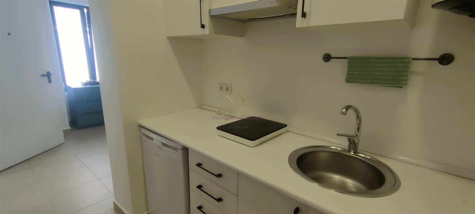 Apartamento T1 para Arrendamento em Misericórdia Foto 14