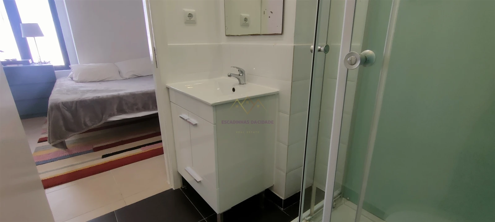 Apartamento T1 para Arrendamento em Misericórdia Foto 23
