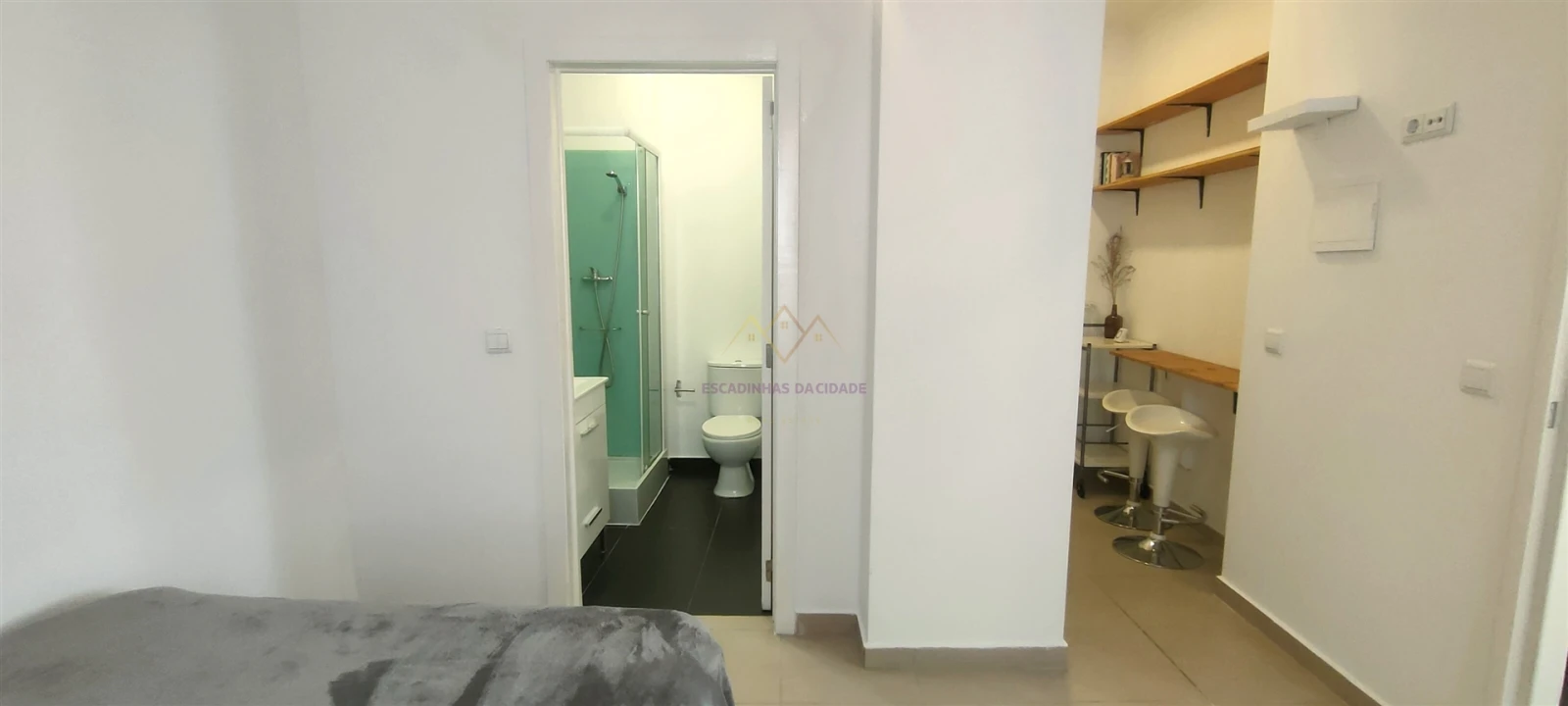 Apartamento T1 para Arrendamento em Misericórdia Foto 28