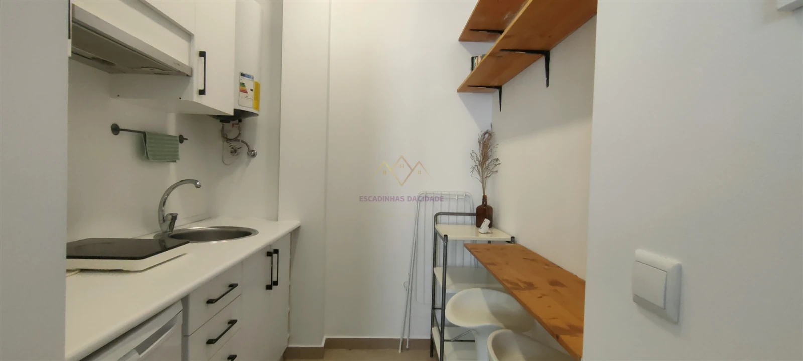 Apartamento T1 para Arrendamento em Misericórdia Foto 13