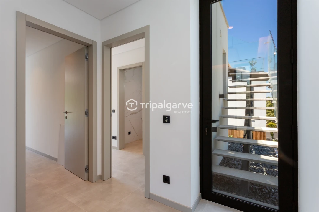 Moradia T3 para Venda em Albufeira e Olhos de Água Foto 17