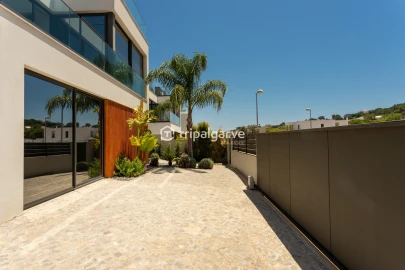 Moradia T3 para Venda em Albufeira e Olhos de Água