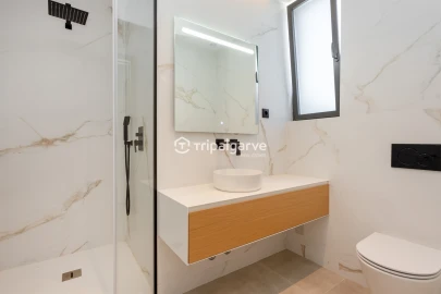 Moradia T3 para Venda em Albufeira e Olhos de Água